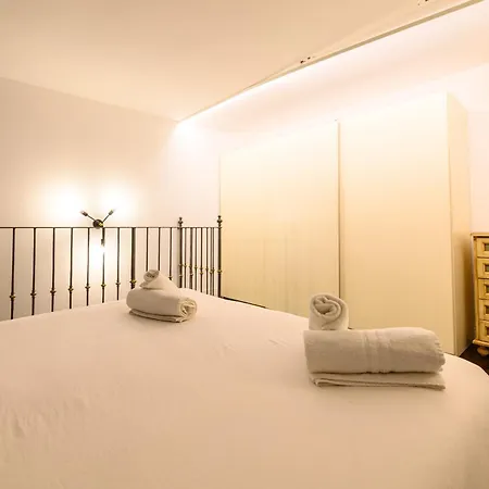 Apartment Via Carlo De Cesare 15 Naples