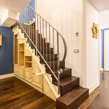 Apartment Via Carlo De Cesare 15 Naples
