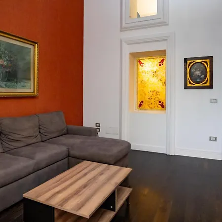Apartment Via Carlo De Cesare 15 Naples