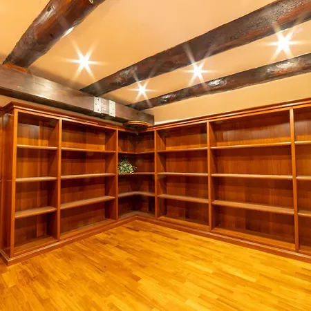 شقة Via Carlo De Cesare 15 نابولي