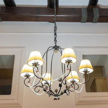 شقة Via Carlo De Cesare 15